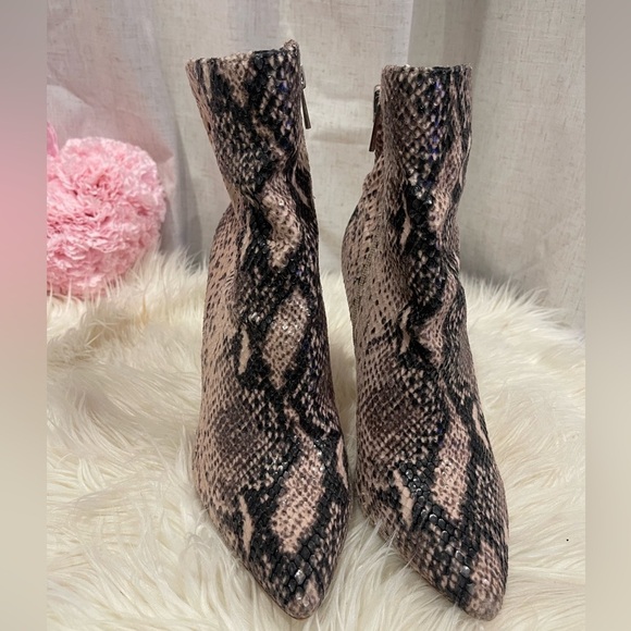 Jessica Simpson Python skin Boots size 9 - Picture 2 of 10